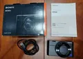Produktbild: Sony Cyber-Shot DSC-RX100 Kompakt Digitalkamera Zoom 2,9x DSC-RX100M5A