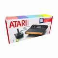 Produktbild: Atari 2600+ Videospielkonsole inkl. Joystick und zehn Spielen - NEU & OVP