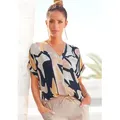 Produktbild: Druckbluse LASCANA, Damen, Gr. 48/50, bunt (bedruckt), Web, Obermaterial: 100% Viskose, bedruckt, figurumspielend hüftlang, tiefer V-Ausschnitt, Aufschlag, Blusen Druckbluse, mit kurzen Ärmeln und Allover-Druck, Blusenshirt, Business-Look