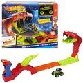 Produktbild: Hot Wheels Monster Trucks Spielset, Snake Slam Takedown Trackset mit exklusivem Bone Shaker Spielfahrzeug im Maßstab 1:64, mit Track, JJN44