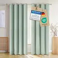 Produktbild: Blumtal Verdunklungsvorhänge 2er Set - Thermovorhang Hitzeschutz - Vorhang Blickdicht mit Ösen - Gardinenschals mit Schlaufen - Lärmschutzvorhang - Gardinen 145x140cm - Gardine Grün - Vorhang Grün