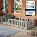 Produktbild: Kinderbett Bodenbett 90x190 cm mit Rausfallschutz & Lattenrost Montessori Bett Gitterbett Kinder Jugendbett Einzelbett Kaschmir - Grau