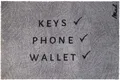 Produktbild: Mad about Mats Fußmatte Brick, Türvorleger, Schmutzfangmatte, Outdoor und Indoor, Grau, mit Spruch Keys Phone Wallet, nie Wieder den Hausschlüssel vergessen, waschbar, rutschfest, 50 x 75 cm