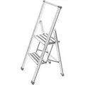 Produktbild: WENKO Trittleiter Modell Alu-Design, Klapptritt Leiter, rutschsichere XXL-Stufen, klappbar, bis 150 kg grau|weiß 44 cm x 5,5 cm x 101 cm