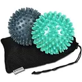 Produktbild: Navaris 2x Igelball mit Noppen - 2er Set Igel Ball Massageball - Massage für Hand Fuß Rücken Balance - Fitness Noppenball Ø 8cm medium und hart