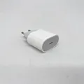 Produktbild: Apple 20W USB‑C Power Adapter ​​​​​​​(Neues Modell)