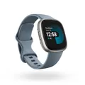 Produktbild: Fitbit Versa 4 Fitness-Smartwatch Blaugrau/Platin