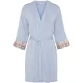 Produktbild: Kimono LASCANA, Damen, Gr. 36/38, blau (hellblau), Viskose, unifarben, Kurzform, Hausmäntel, mit bestickter Spitze