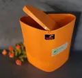 Produktbild: Trix Eco Abfalleimer Kosmetikeimer Tischeimer Orange. Dreieck-Design.