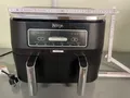 Produktbild: Ninja Foodi AF300EU Dual Zone Heißluftfritteuse ohne Grillpfanne (T5 1114)