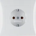 Produktbild: Berker 47428989 Steckdose SCHUKO mit Abdeckplatte, S.1, polarweiß glänzend