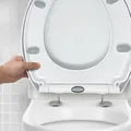 Produktbild: CUQOO WC-Sitz mit Absenkautomatik und Schnellverschluss – Ovaler Toilettensitz in Weiß | Verstellbar, Rutschfest, Einfache Reinigung, Universelle Passform für Standard-Toiletten