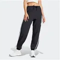Produktbild: adidas Sportswear Sporthose ESSENTIALS 3-STREIFEN FRENCH TERRY CUFFED Reguläre Passform, mittelhoher Bund, weiches French Terry Material schwarz M
