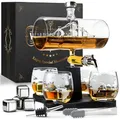 Produktbild: WHISISKEY Whiskey Karaffe Set - Whiskey Geschenkset - Geschenke für Männer - Männergeschenke Geschenk - Geburtstagsgeschenk Mann - Schiff Dekanter 1100ML, Geschenkbox, 4 Whisky Gläser, 4 Whisky Steine