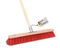 Produktbild: BawiTec Profi Straßenbesen,60cm Breit,mit stabilem Holzstiel Ø28mm,160cm Lang,Metall-Stielhalter verschraubt,robuste Elaston-Kunststoffborsten rot,Kehrbesen,Besen,Saalbesen,für draussen