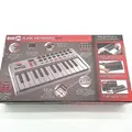 Produktbild: RockJam Go 25 Tasten USB Bluetooth MIDI Keyboard Controller mit 8 hintergrundbeleuchteten Trommeln (86,13)