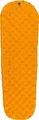 Produktbild: Sea to Summit - Ultralight Insulated Air Isomatte Large - Thermolite Ultraleichte Schlafmatte - Besonders kompakt - Pillow Lock-System - 2,5 Jahreszeiten - Pumpsack - Wandern - Orange - 595g