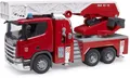 Produktbild: BRUDER - Scania Super 560R Feuerwehr mit Drehleiter, Wasserpumpe, L+S Modul