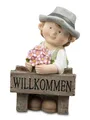 Produktbild: Bollweg Dekofigur Junge Willkommen | Dekofigur Figur Gartenfigur Gartendeko | 22x18 cm