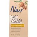 Produktbild: NAIR Feuchtigkeitsspendende Gesichtshaarentfernungscreme mit Mandelöl 57 g
