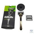 Produktbild: Gillette Labs mit Reinigungselement, Rasierer für Männer Champion Gold Edition,