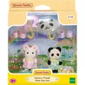 Produktbild: Sylvanian Families 5748 Erlebniskindergarten Freunde Regenwetter