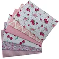 Produktbild: Jukway 6 Stück Baumwollstoff Meterware 50 x 50 cm Patchwork Stoffe zum Nähen Quilten DIY Dekoration Basteln Handwerken, Reine Baumwolle Stoff Bedruckte Mustern Stoffpakete (Rosa)
