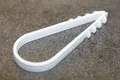 Produktbild: #100 Stück Dübelklemmschelle 8-28 mm Kabelhalterung Steckschlaufe Sammelhalter