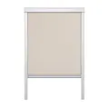 Produktbild: Lichtblick Dachfensterrollo Thermo-Rollo Skylight, Verdunkelung, stufenlose Bedienung, mit Seitenschienen, Passgenau für Velux-Dachfenster Creme, 38,3 x 54,0 cm (C02) (B x L)
