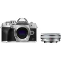 Produktbild: OM System OM-D E-M10 Mark IV silber mit M.Zuiko Digital ED 14‑42mm F3.5‑5.6 EZ V207132SE000