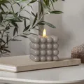 Produktbild: LED Kerze Bubble Würfel Cube Kerze Echtwachs 3D Flamme H: 9,5cm Timer grau