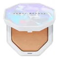 Produktbild: FENTY BEAUTY Demi' Glow Light Highlighter, Loose Change, Schimmernder Bronzeton, 4,5 g Loser Puder