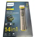 Produktbild: Philips Multigroom Serie 7000 Kombi Trimmer 14-in-1 Bartstylings - Unvollständig