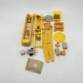 Produktbild: small foot Baukran mit Baustellenzubehör aus Holz, Spiel-Set für Kinder ab 3 Jah