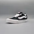 Produktbild: Vans Knu Skool Black White - 44