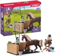 Produktbild: SCHLEICH 42438 Horse Club Waschplatz mit Horse Club Emily & Luna, 19 Teile Spielset mit vollbeweglicher menschlicher Figur, Pferde Figur und Zubehör, Spielzeug für Kinder ab 5 Jahren