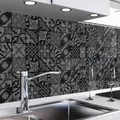 Produktbild: danario Küchenrückwand selbstklebend - Matt - Spritzschutz Küche - versteifte PET Folie - 0,4 mm - Mosaikfliesen dunkel - 60cm x 80cm