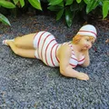 Produktbild: Gartenfigur liegend Badenixe Figur 37 cm lang