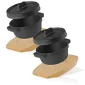 Produktbild: BBQ-Toro Mini Dutch Oven (2 Stück) | Ø 11 cm | Gusseisen Serviertopf mit Holzunterlage | bereits eingebrannt - preseasoned | Kochtopf kleiner Bräter Gusstopf