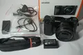 Produktbild: Sony Alpha a 6000 + Objektiv SELP1650 schwarz circa 11.250  Klicks in OVP