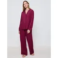Produktbild: Triumph Pyjama Amourette Jacquard (2 tlg) Button-Down-Kragen - Hose mit Seitentaschen rot XL (48)