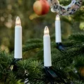 Produktbild: hellum Lichterkette Weihnachtsbaum, Made in Germany, Baumkerzen mit Clip, 20 Lichter, beleuchtete Länge 19 m, Kabel schwarz, warmweiß, Schaft weiß, für Außen, teilbarer Stecker, kein LED <59lm 842012