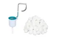 Produktbild: Bestway Flowclear | Poolskimmer Starter-Kit mit 500 g Filterbälle | Einhängeskimmer für Filtersysteme | Geeignet für Filteranlagen ab 2.006 l/h | zur automatischen Reinigung der Wasseroberfläche