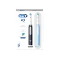 Produktbild: Oral-B iO Series 3 Elektrische Zahnbürste/Electric Toothbrush, Doppelpack, 2 Aufsteckbürsten, 3 Putzmodi für Zahnpflege, Magnet-Technologie, Reiseetui, TESTSIEGER Stiftung Warentest (12/2024), Matt Black/Ice Blue