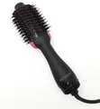Produktbild: Revlon Salon One-Step Warmluftbürste Volumenbürste Haartrockner RVDR5222