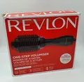 Produktbild: Revlon Salon One-Step Warmluftbürste Volumenbürste Haartrockner RVDR5222