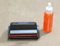 Produktbild: HumminGuru Brush Schallplatten-Reinigungsbürste mit 2 Pads + Spezialflüssigkeit