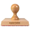 Produktbild: Großer Holzstempel 100 x 100 mm mit eigenem Text und Logo selbst gestalten - Personalisierbarer Stempel aus Buchenholz - optional mit Stempelkissen