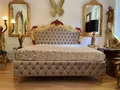 Produktbild: Casa Padrino Luxus Barock Doppelbett mit Matratze Grau / Gold / Braun - Prunkvolles Massivholz Bett - Luxus Schlafzimmer Möbel im Barockstil - Barock Möbel - Edel & Prunkvoll