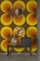 Produktbild: A.S. Création Vliestapete Retro Chic Vliestapete Retro-Tapete mit Vintage Muster Braun Orange, strukturiert, Strukturmuster, (1 St), Mustertapete mit Kreisen und Punkten im Retro-Stil Gelb Wohnzimmer